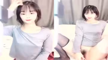 清純學生妹嬌喘連連，深入探索她的秘密花園
