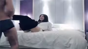 【七天極品探花】騷貨小姐姐粉嫩鮑魚任肏！腰細巨乳逆天長腿，瘋狂輸出狂插不停