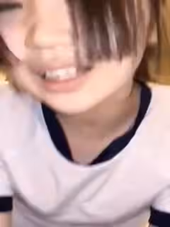 學生妹為了學費下海了！.