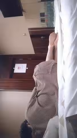 2021 10 17，【小凡探花】，1500今晚幹頭牌，年輕貌美，極品美乳又白又大，腿細臀翹，品質不輸外圍，精彩佳作 new