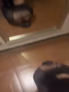 精選 口交 絲襪騷逼肥潤翹臀跪舔服務.