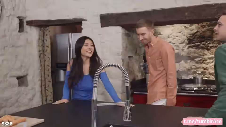 【歐美】朋友的騷妻，第1次見面，兄弟的未婚妻就拿下了我