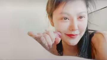手活嘎嘎好，打飛機口爆舔大腿根