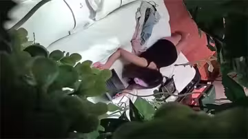 偷拍富豪包養的高冷人妻，氣質女神寂寞難耐私下求歡