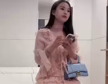 今天約到極品甜美學妹說話溫柔騷氣可人-7BOSS