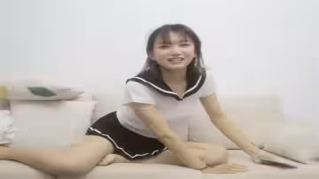 小陳頭星選約極品顏值美女深喉口交舔弄