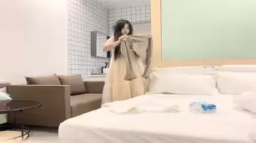 泡良大神征戰肥臀爆乳良家妹子，壯碩小伙狂操肉感嬌軀浪叫不停