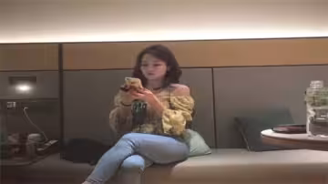 偷拍實錄：巨根狂魔重金約炮 苗條巨乳御姐遭狠操到高潮噴汁