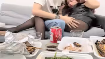 瘦猴哥專約良家小騷婦-第2彈 胯下激戰浪叫聲不斷