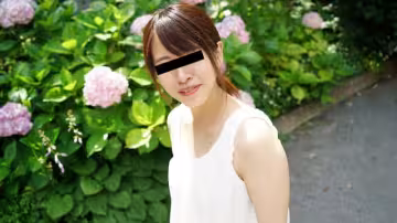 狂插山田萌高潮淫穴，番號10musume_041824_01