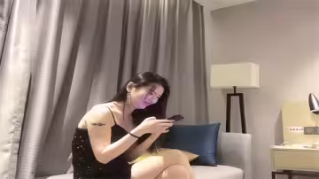 小寶尋花氣質女神任你玩，想怎麼玩都行！