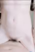白皙電臀小美女發騷失控！見肉棒就騎跨狂搖蜜桃臀