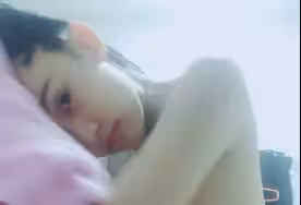 顏值不錯嫩妹子洗澡出來漏逼小秀_逼逼毛毛比較多很是誘惑不要錯過.