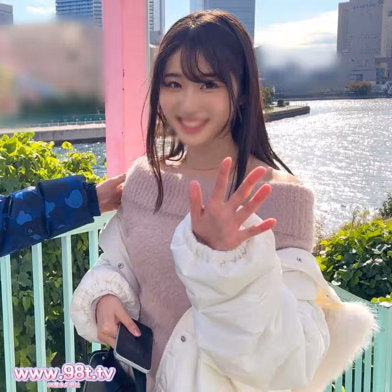 FC2PPV-4690907-【陽キャビッチ】橫浜界隈騒然清楚系肉便器ふみのちゃん デカマラ」バレット