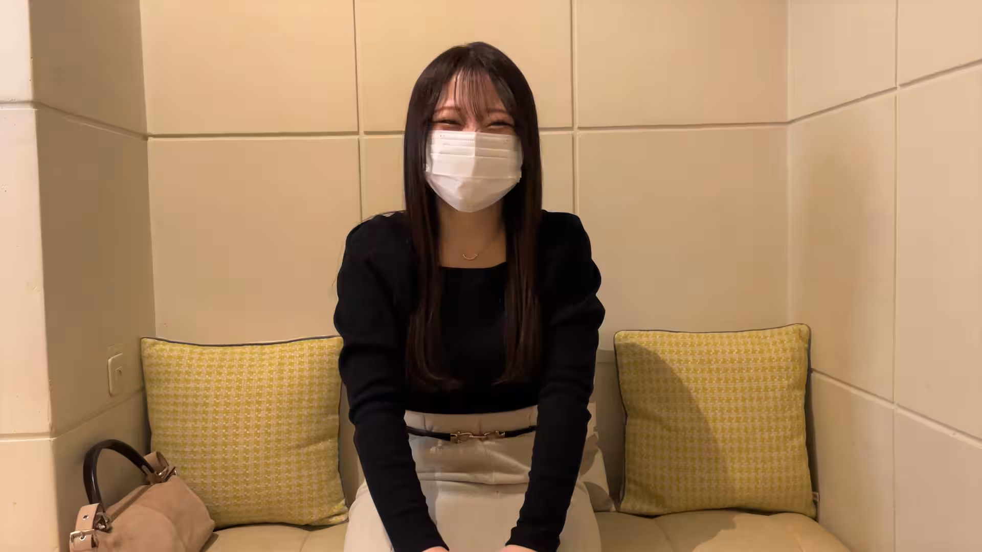 【有碼】FC2-3464653 敏感すぎる看護學生とハメ撮り。ちっぱい口り娘をおもちゃと肉棒でのハードな快楽責めで犯し盡くす。