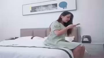 柒夜全國探花新晉網約極品嫩妹，騷氣可愛一碰就硬！