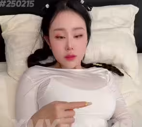 我的美女教練竟然讓我脫了褲子訓練-汐夢瑤