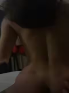 妹子主动骑乘在大肉棒上骚劲十足