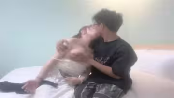 尋花偷拍：男主約會巨乳肥臀騷妹，黑絲誘惑激情性戰