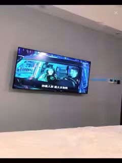 兩位健美肌肉女神激情碰撞，汗水濕透的硬核肉體摩擦盛宴