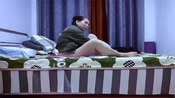 肉感巨乳絲襪騷婦！四眼肥宅突襲樓鳳偷拍肥臀激情實錄...1