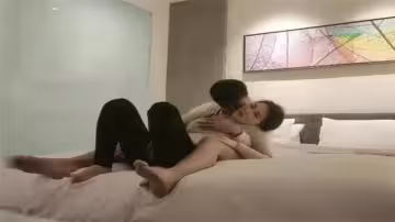 探花巨根直搗魔鬼身材火辣御姐 美臀浪叫一插到底爽到翻白眼