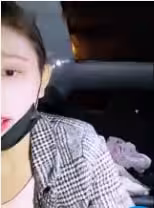 醉後白皙美乳少女與司機車上激情性愛