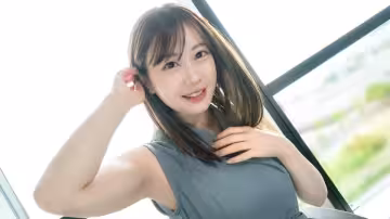 SIRO-5575 【透明的低吟】長時間的性愛後，她光滑柔嫩的肌膚劇烈顫抖。由紀