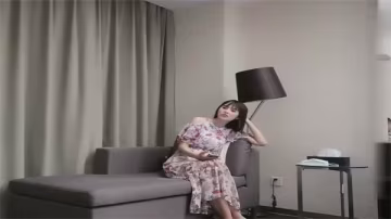 大叔約炮170CM高挑長腿極品美女，白嫩酥胸堅挺，性感身材火辣誘人