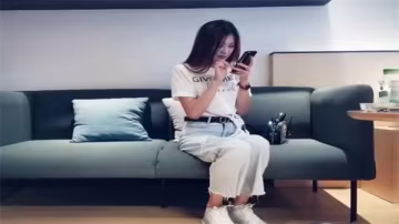 高顏值大長腿御姐吃雞啪啪.