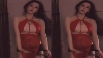 鬥魚極品女神阿水土豪定製視頻！特寫鏡頭下狂抖蜜桃臀 騷到出水！