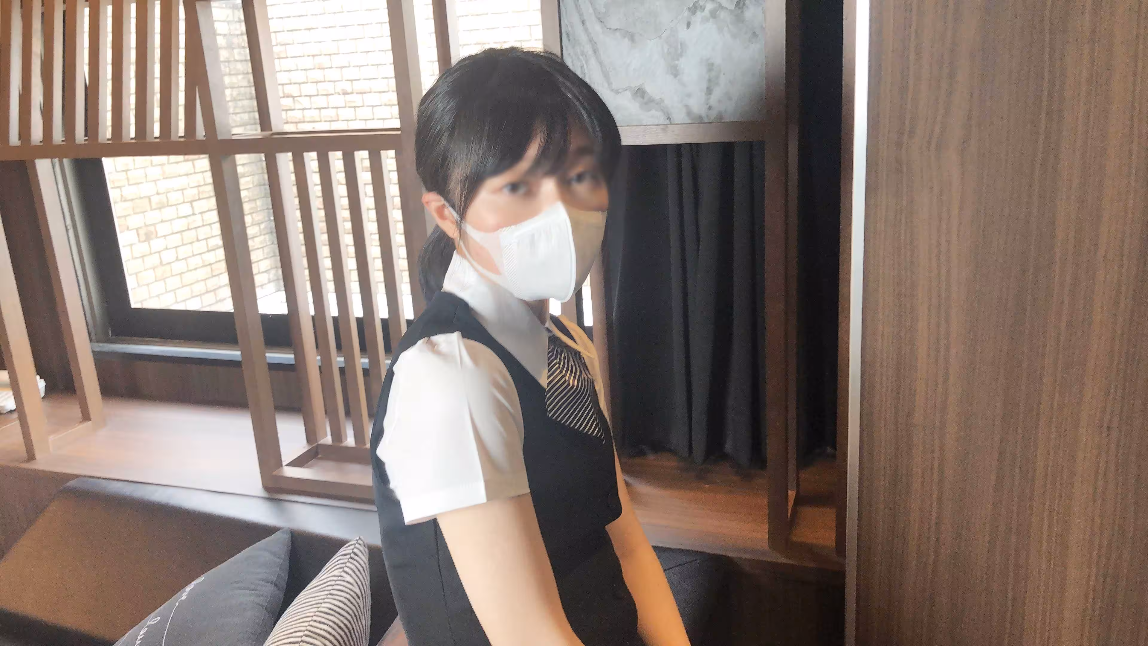 【有碼】FC2-3358249 ※5#29で半額！【流出】地味エロちょ～お嬢様妄想が激しくて自らオナニーだけでは我慢でき