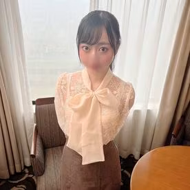 FC2PPV-2982484 夢を追いかけるアイドルルックな少女再び！大人びた格好と変わ2ら