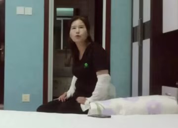 酒店約會風韻猶存的廣場舞婦人-阿姨終結者