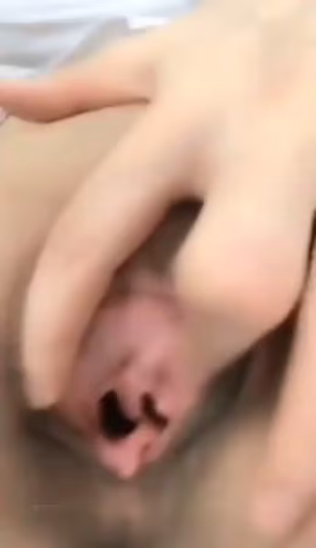 【獵奇】雙陰道 雙子宮直播自慰 大千世界，無奇不有今天算是開了眼了
