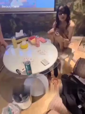 這點老公在旁邊看的很刺激的呀
