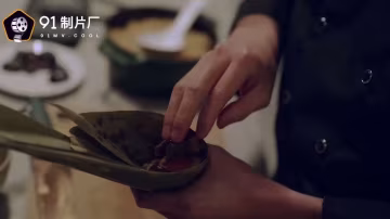 端午節特輯女體肉粽，傲驕女吃個飯都不省心，