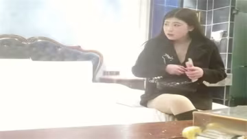 利哥探花極品女神蜜桃臀，被猛頂狂操浪叫爽翻天