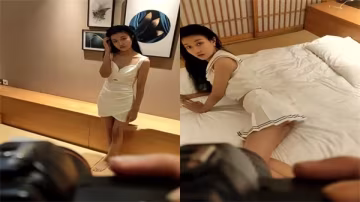 探花極語文靜小美女寫真拍射濕身誘惑