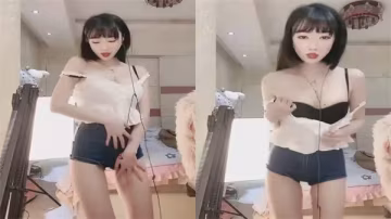 極品美乳小姐姐淫蕩嬌喘撩騷，近拍狂扣騷穴道具自慰高潮迭起