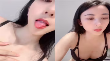 平台極品長腿女神！模特身材騷貨勾引，看她淫蕩淪陷狂潮噴水！