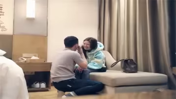 七天極品探花挑戰：全程無套爆操羞澀白虎妹，嫩穴深喉狂射潮吹