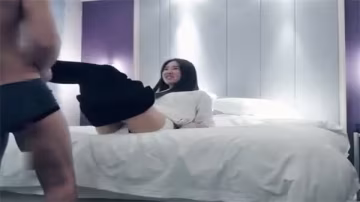 七天巨乳細腰大長腿極品嫩模被探花狂插內射，騷浪淫叫爽翻天！