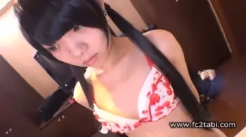 【個人撮影】はるき１８才小柄娘☆ピアスの好きな良尻娘が電マで悶絶からの中出し【素人イ動畫】
