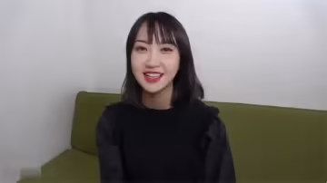 AI-景甜-女星下海拍攝無碼A片粉色小穴注滿男人精華上