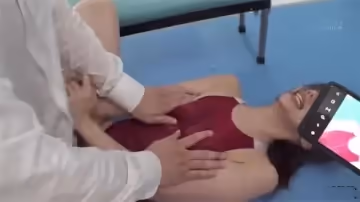 AI-鞠婧禕-頂流女星在泳池邊被狗仔偷拍強暴