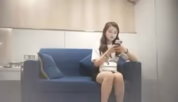 廣東富二代約操漂亮少婦偷情啪啪 身材不錯 活好水多操的太爽了.