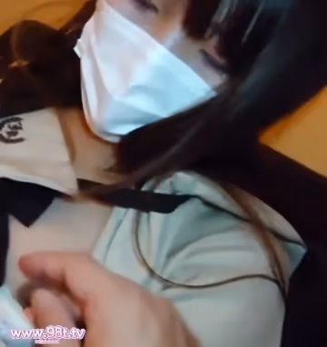 FC2PPV-4638126-【無・制服コス】貧乳のスレンダー色白美女に肉棒突き刺して中出し