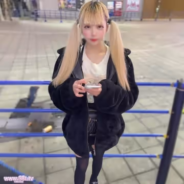 FC2PPV-4655669-【曬し上げ】大久保公園で初立ちんぼのGｶｯﾌﾟ脫稅ｺﾝｶﾌｪ嬢。社會を舐め腐った