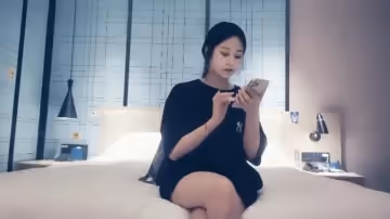 姐姐酒店援交被哥乾的浪叫不斷的...